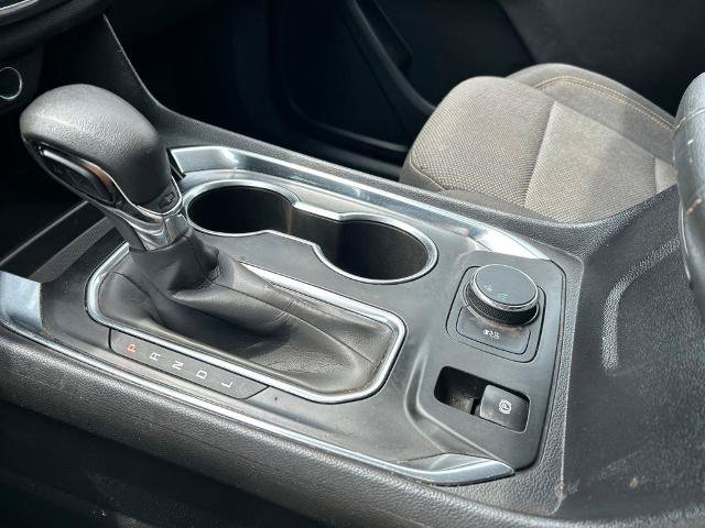 Used 2021 Chevrolet Traverse LS FWD image 33