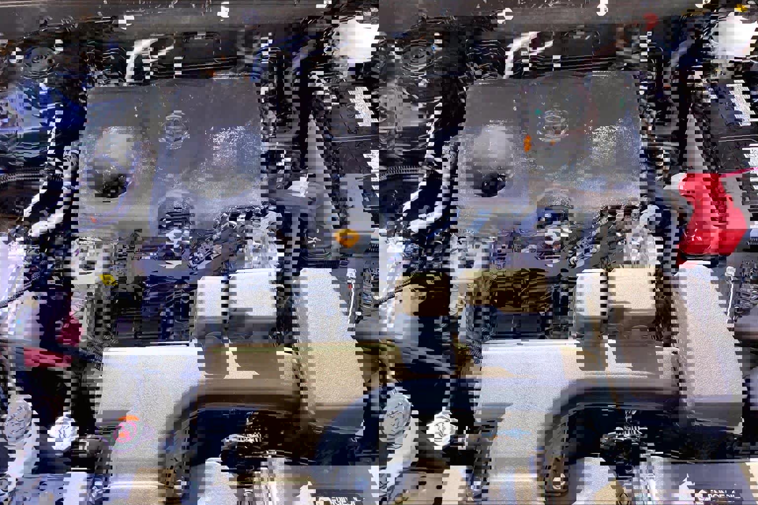 Used 2024 Toyota RAV4 XLE Premium image 32