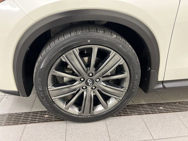 Used 2020 INFINITI QX50 Essential w/ Edition 30 Package image 10