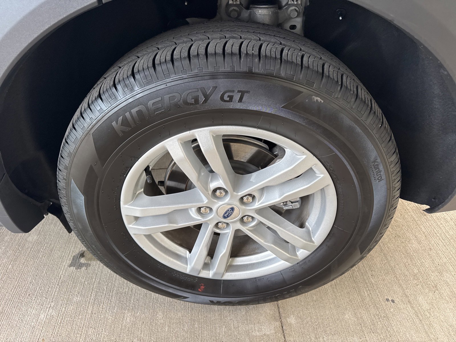 Certified 2023 Ford Explorer XLT w/ Equipment Group 202A image 21