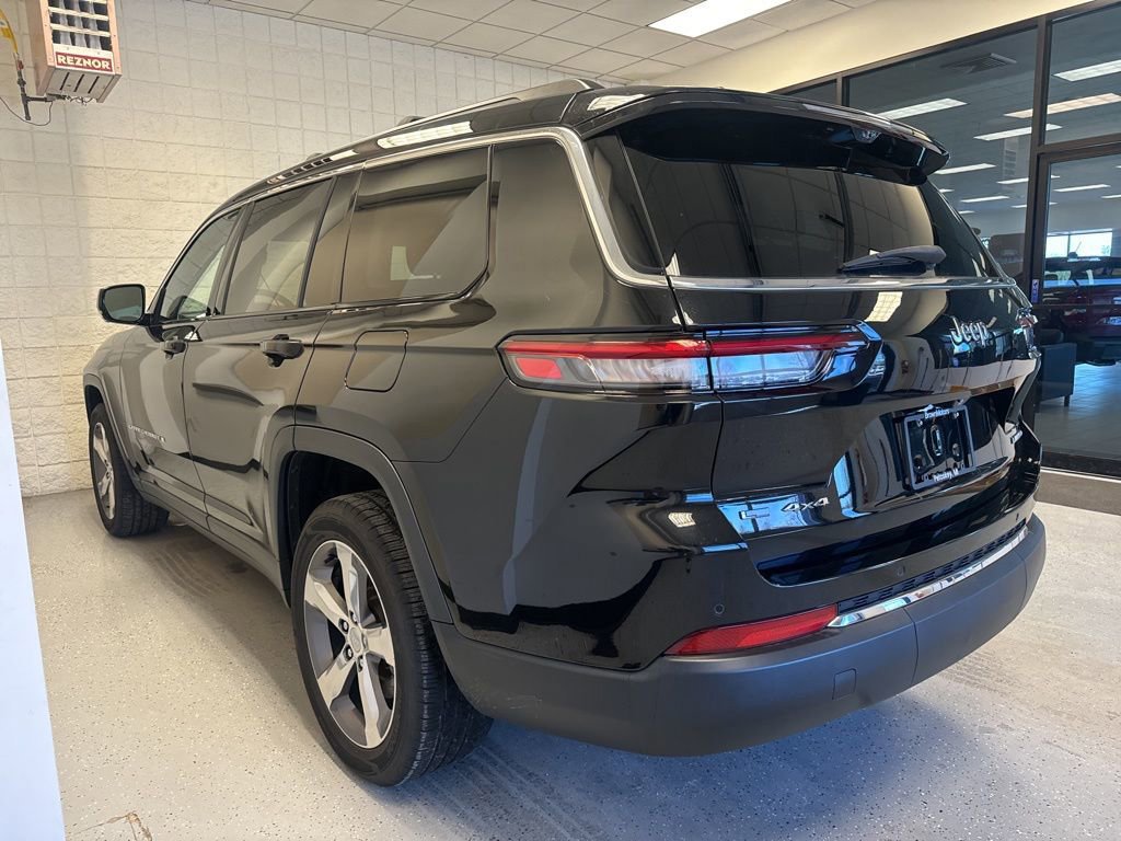 Used 2021 Jeep Grand Cherokee L Limited w/ Luxury Tech Group II image 9