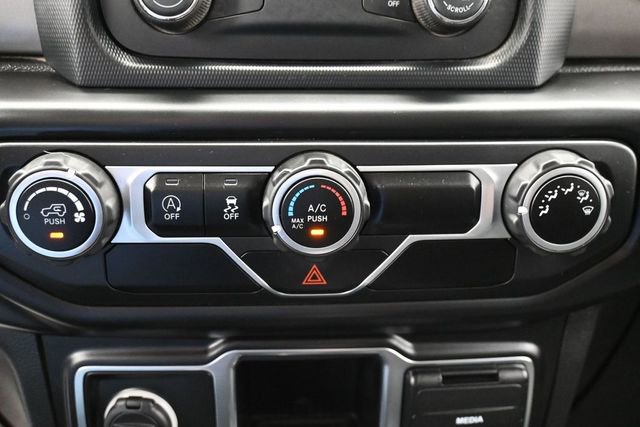 Used 2020 Jeep Gladiator Sport AWD/4WD image 21