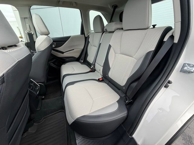Used 2024 Subaru Forester Premium image 17