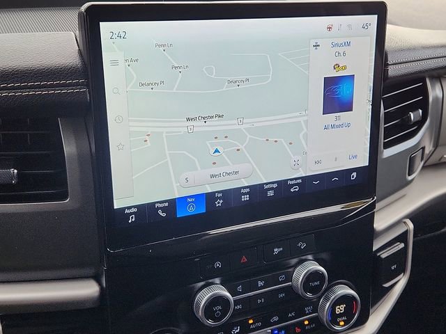 Certified 2024 Ford Expedition XLT image 20