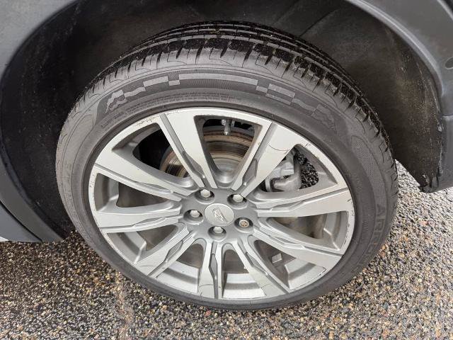 Used 2019 Cadillac XT4 Premium Luxury AWD/4WD image 34