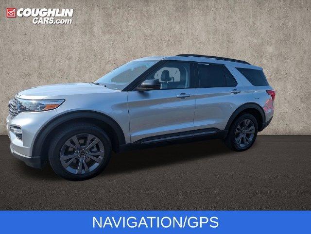 Certified 2023 Ford Explorer XLT w/ Equipment Group 202A AWD/4WD image 5