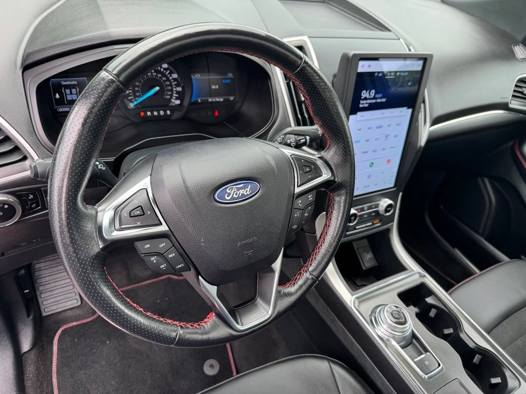 Certified 2024 Ford Edge ST-Line AWD/4WD image 32