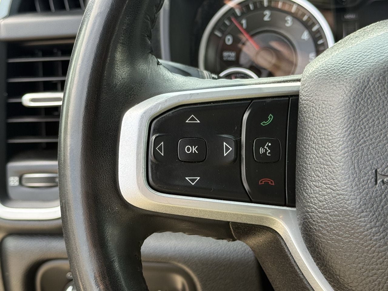 Used 2022 RAM 1500 Lone Star AWD/4WD image 13