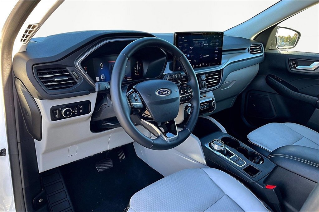 Certified 2023 Ford Escape SE image 14