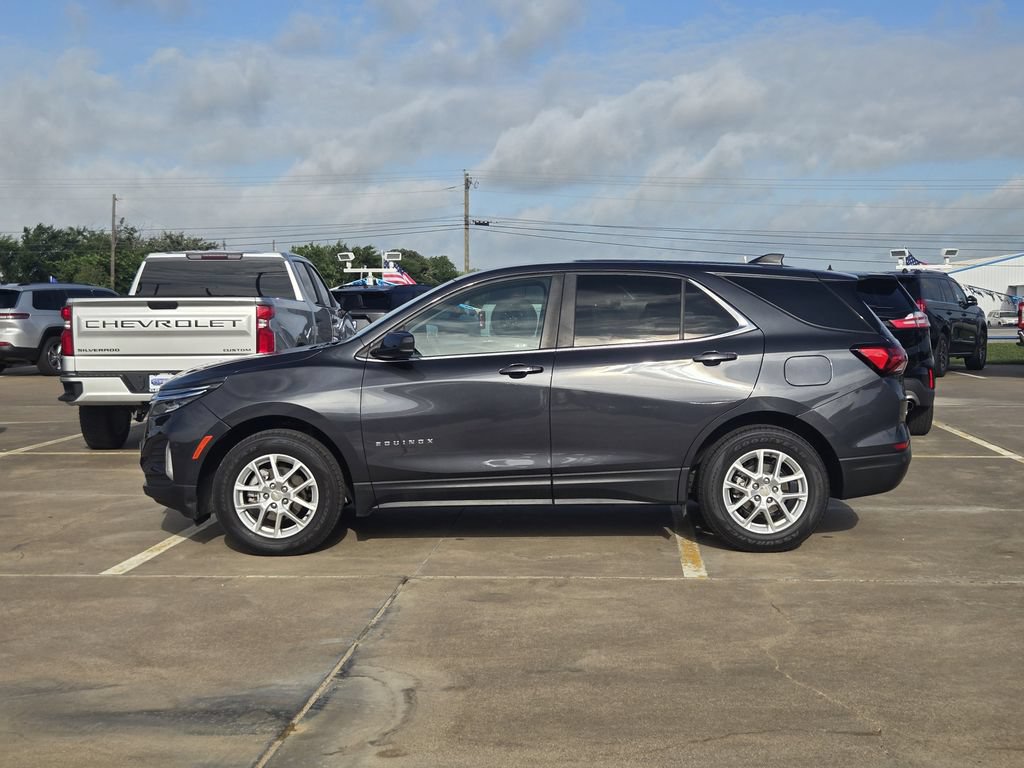 Used 2023 Chevrolet Equinox LT AWD/4WD image 3