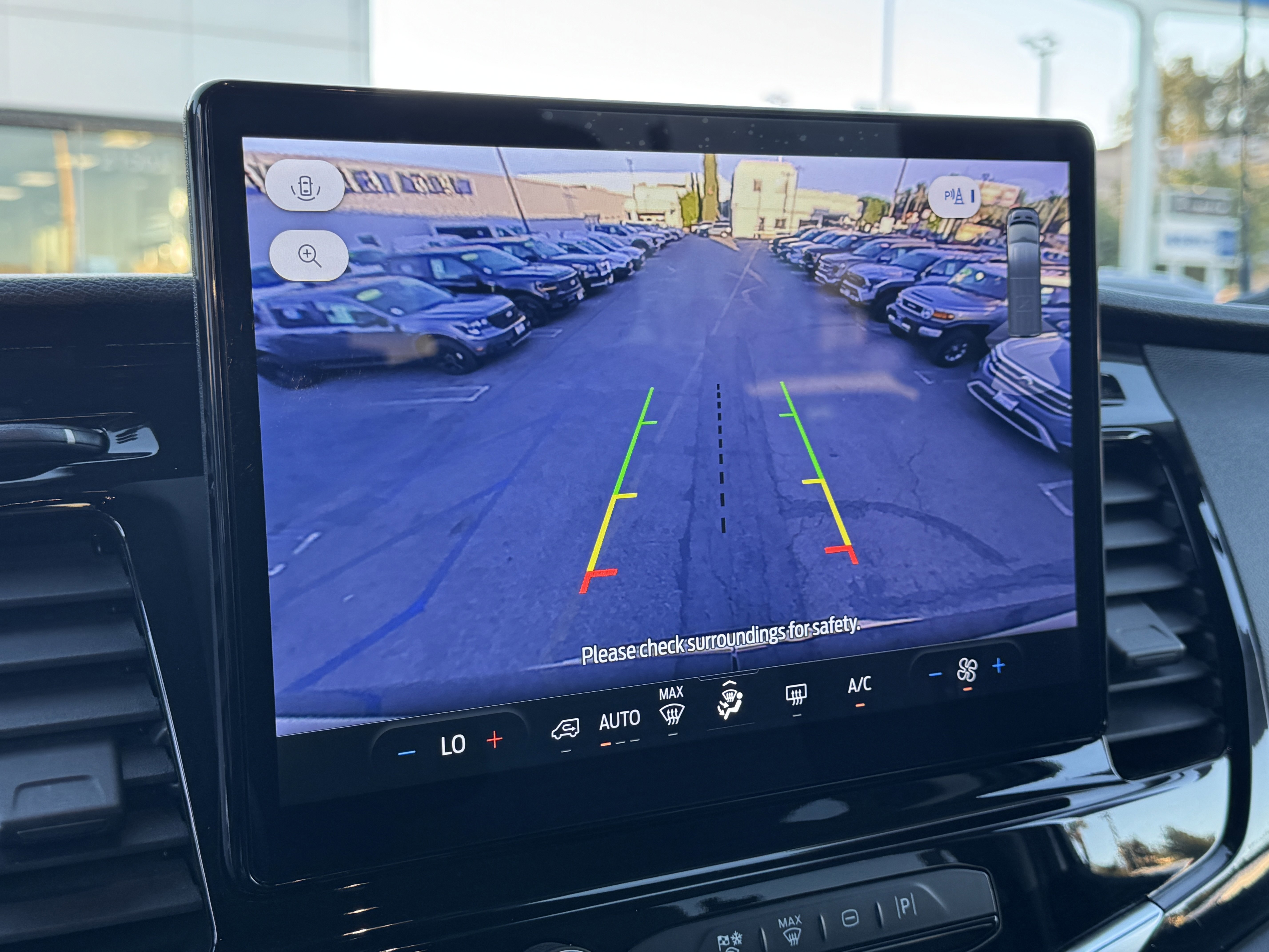 Certified 2023 Ford Transit 350 XLT image 21