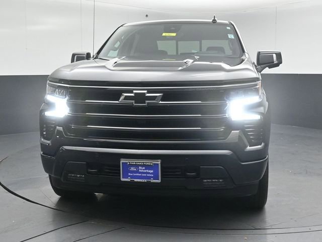 Used 2026 Chevrolet Silverado 1500 High Country w/ Midnight Edition AWD/4WD image 2