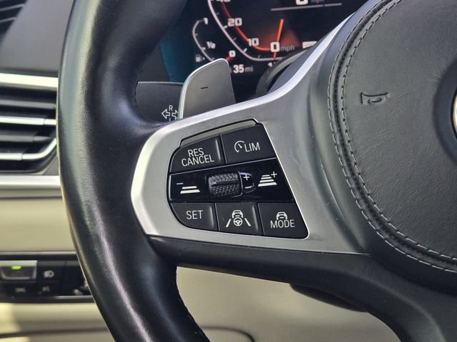 Used 2022 BMW X7 M50i AWD/4WD image 27