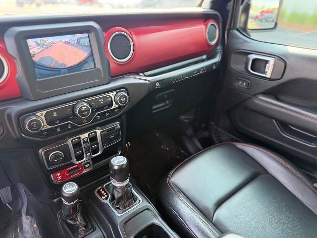 Used 2020 Jeep Wrangler Unlimited Rubicon w/ Dual Top Group AWD/4WD image 19