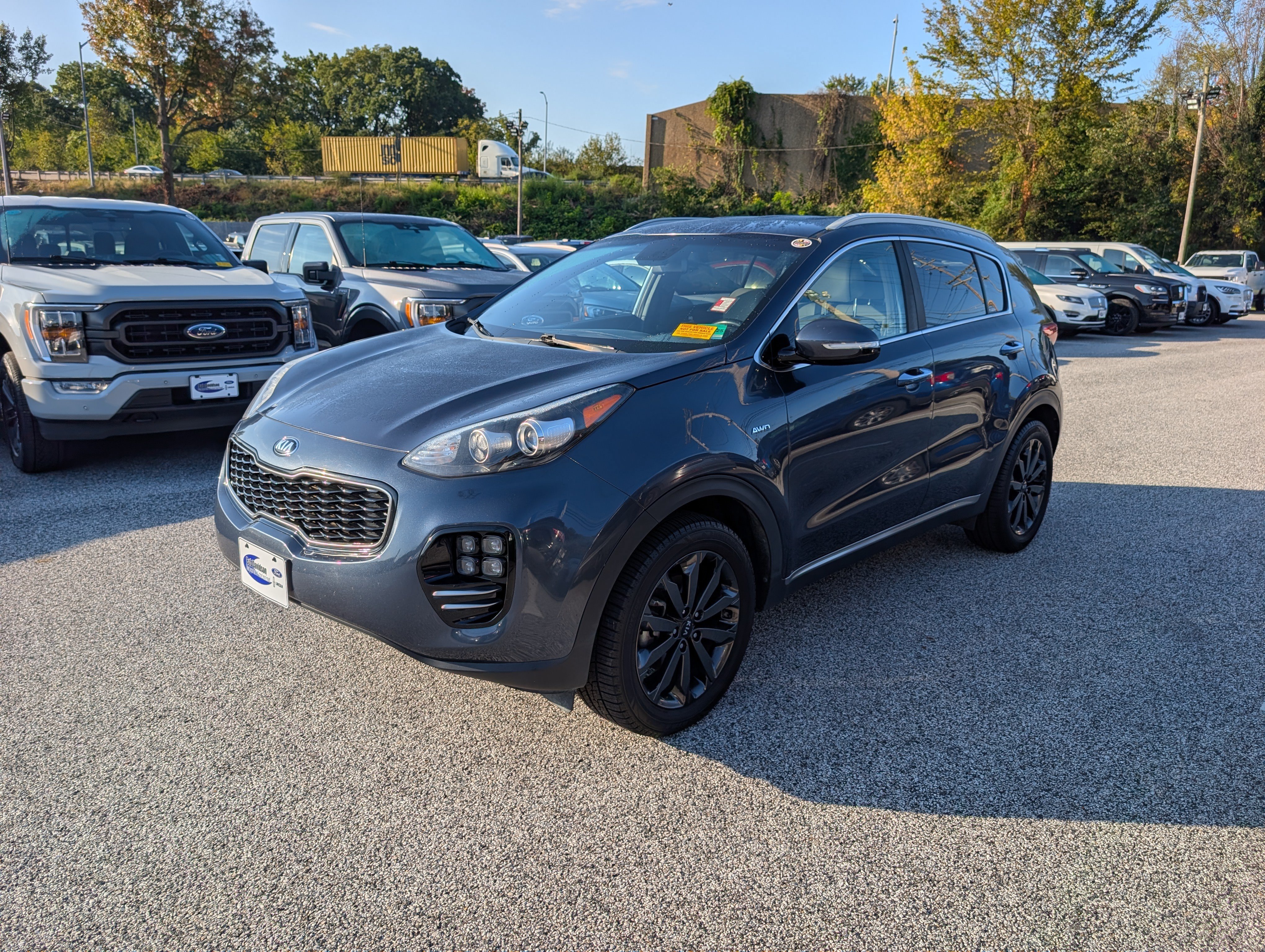 Used 2019 Kia Sportage EX w/ EX Sport Appearance Package AWD/4WD image 2