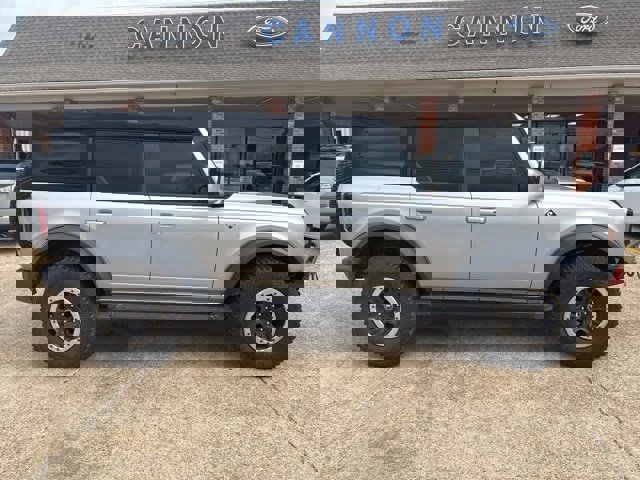 Certified 2022 Ford Bronco Outer Banks w/ Sasquatch Package image 6