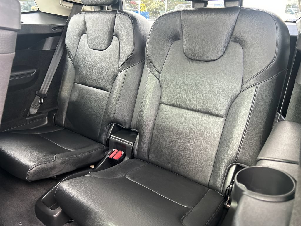 Used 2024 Volvo XC90 T8 Plus w/ Protection Package Premier AWD/4WD image 31