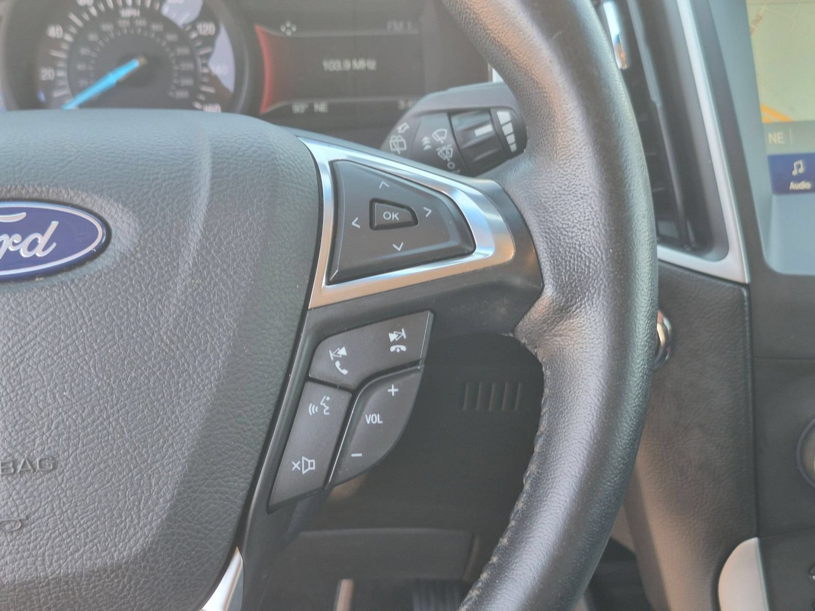 Certified 2019 Ford Edge SEL w/ Equipment Group 201A FWD image 20