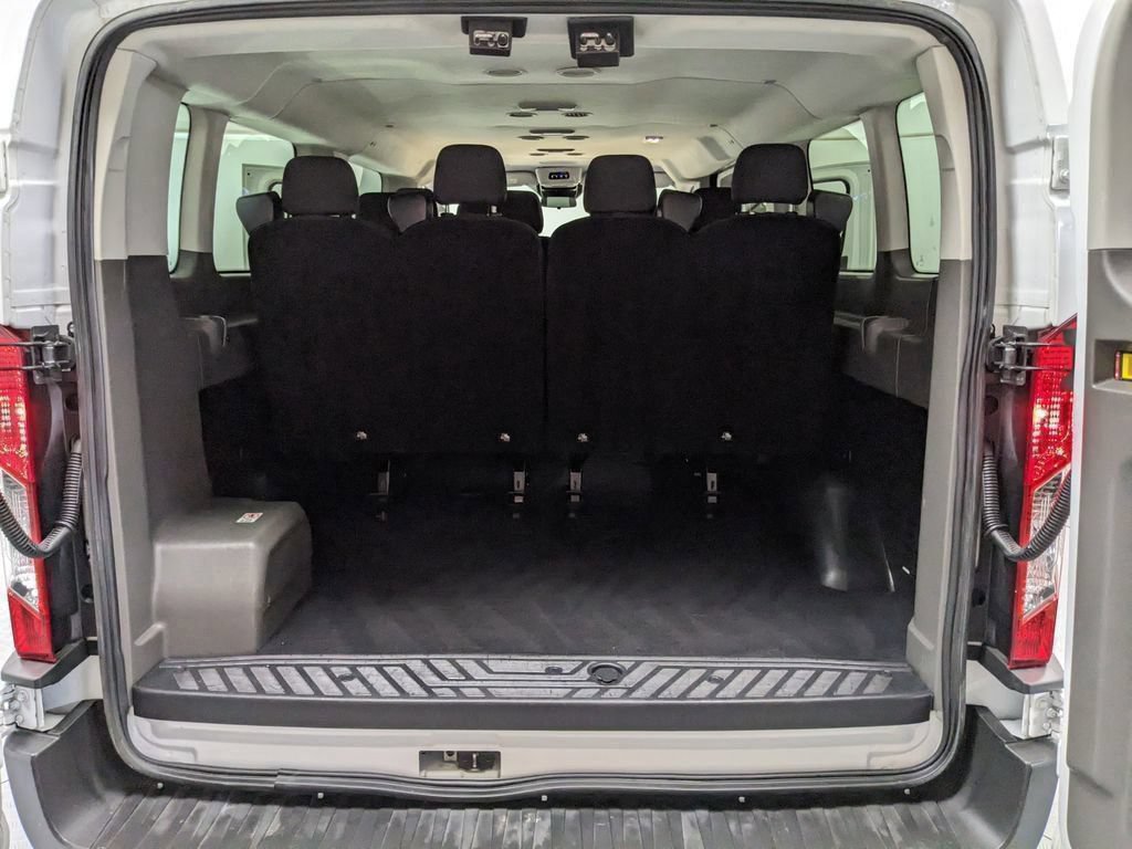 Certified 2024 Ford Transit 350 XLT RWD image 21