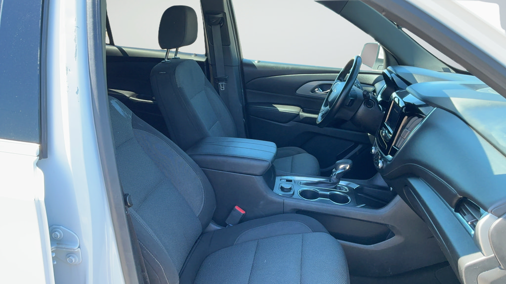 Used 2023 Chevrolet Traverse LT FWD image 22