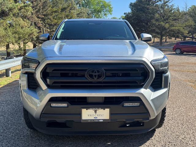 Used 2024 Toyota Tacoma SR5 AWD/4WD image 2
