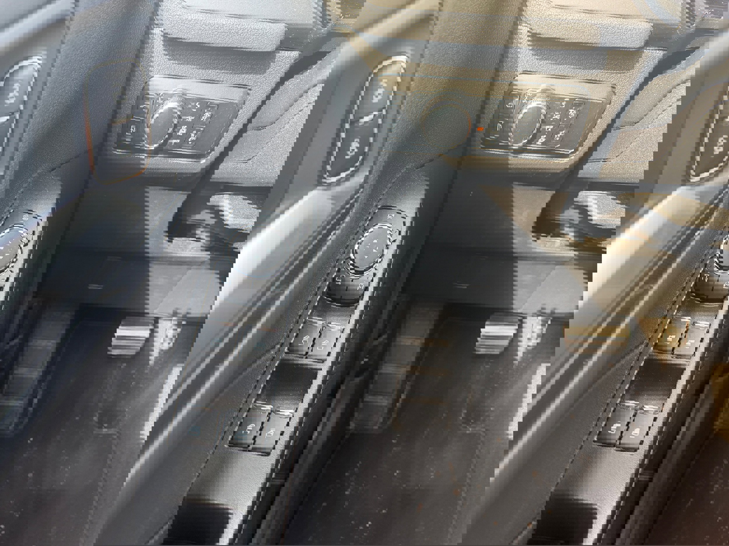 Certified 2024 Ford Escape ST-Line w/ Equipment Group 301A image 18