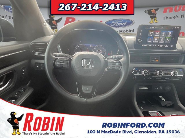 Used 2025 Honda Pilot Black Edition image 10