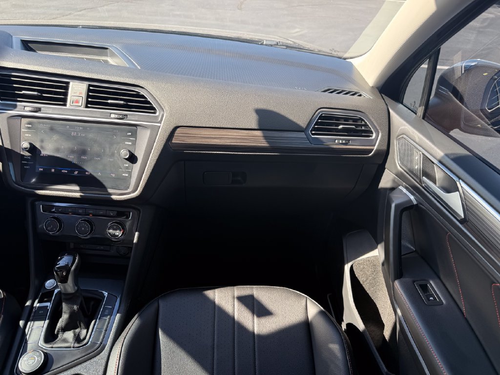 Used 2024 Volkswagen Tiguan Wolfsburg Edition AWD/4WD image 21