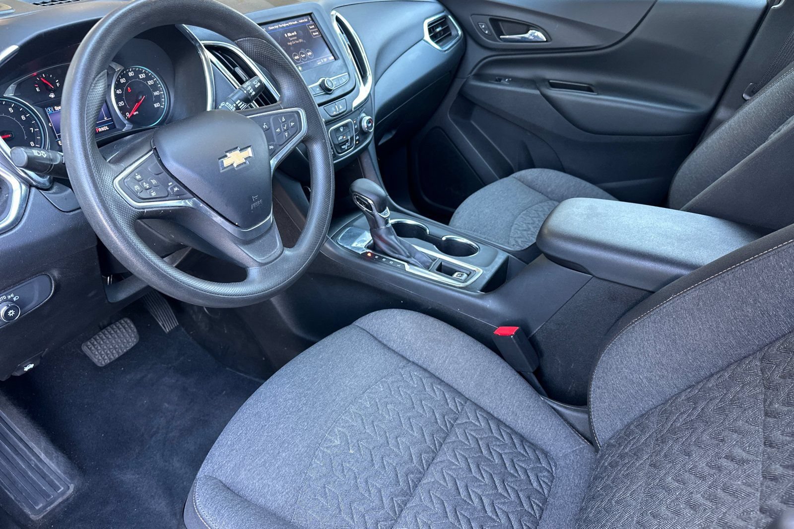 Used 2022 Chevrolet Equinox LT FWD image 9