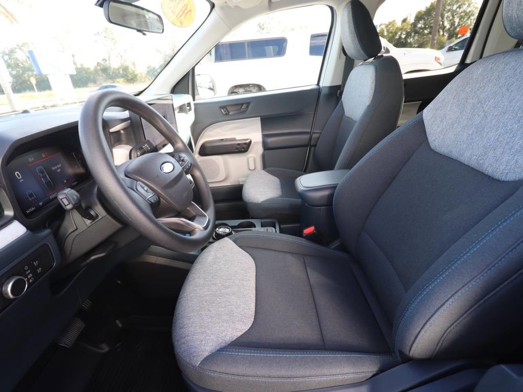 Certified 2025 Ford Maverick XLT w/ Equipment Group 302A image 8