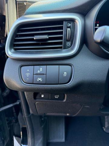 Used 2019 Kia Sorento EX AWD/4WD image 25