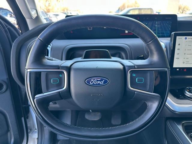 Certified 2025 Ford Expedition Platinum image 28