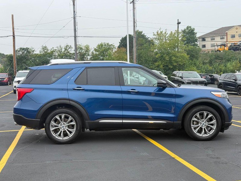 Certified 2023 Ford Explorer Limited w/ Equipment Group 301A AWD/4WD image 2