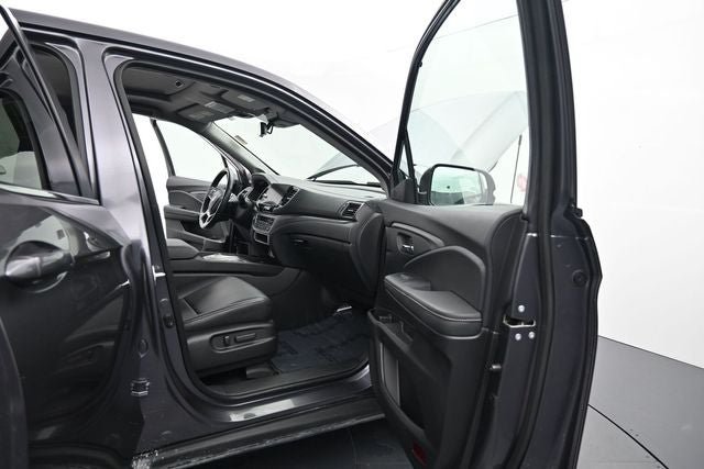 Used 2025 Honda Ridgeline RTL image 17