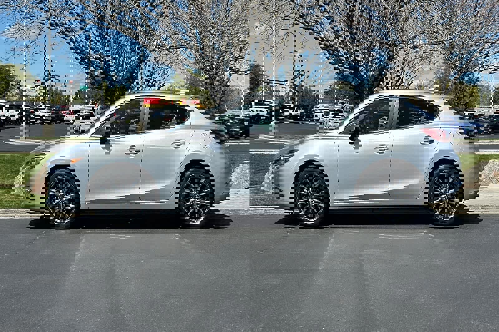 Used 2018 MAZDA MAZDA3 Grand Touring w/ Premium Equipment Package video 2