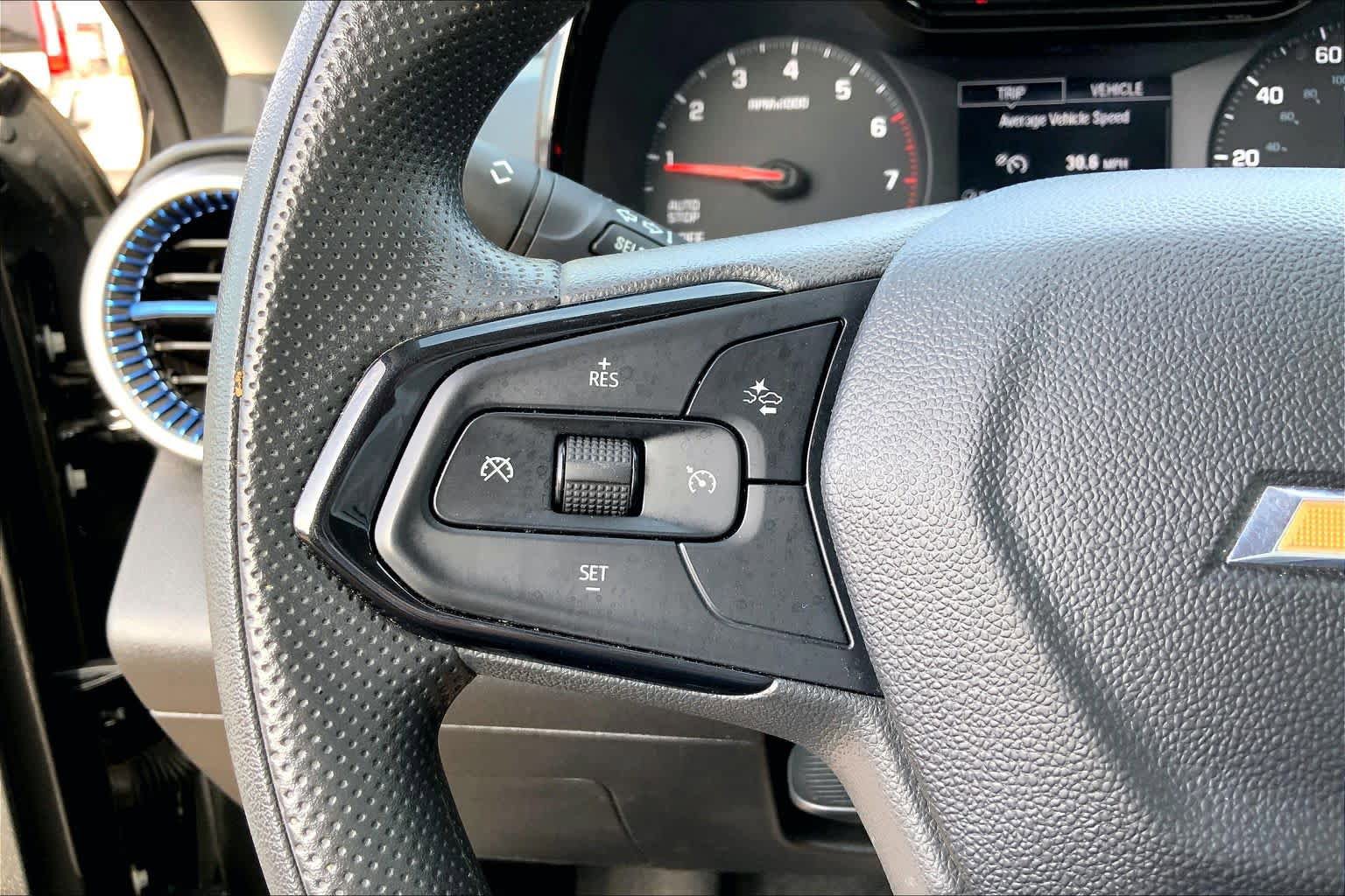 Used 2025 Chevrolet Trax LS FWD image 24