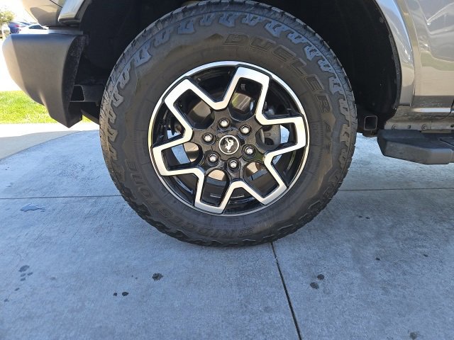 Certified 2021 Ford Bronco Outer Banks image 7