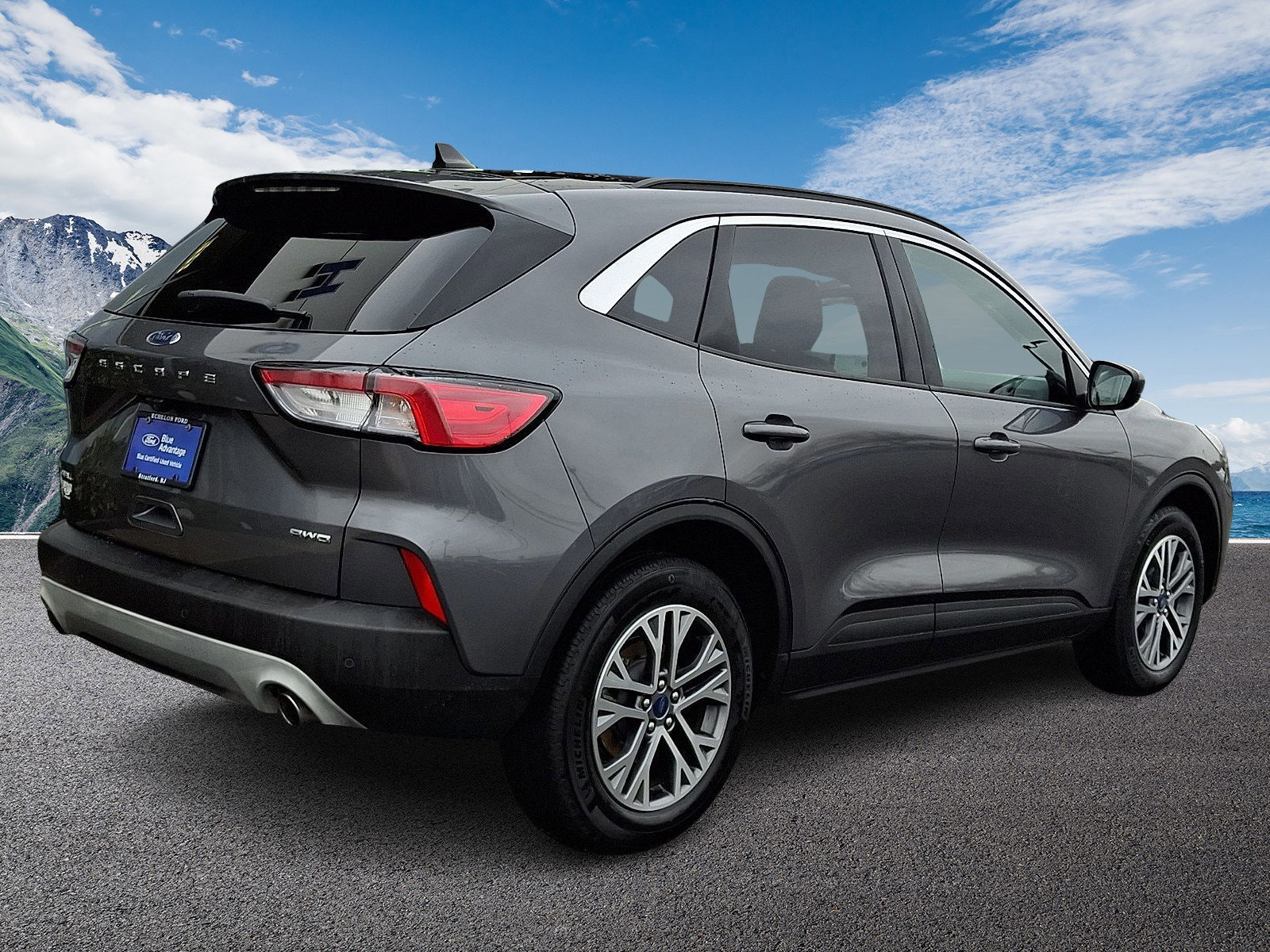 Certified 2021 Ford Escape SEL w/ Technology Package image 4