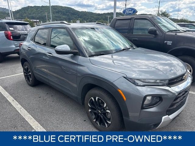 Used 2022 Chevrolet TrailBlazer LT w/ Convenience Package FWD image 2