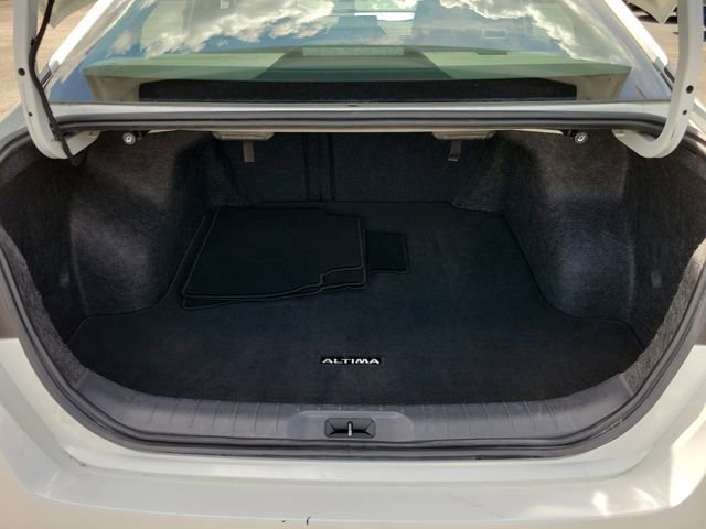 Used 2023 Nissan Altima 2.5 SV FWD image 9