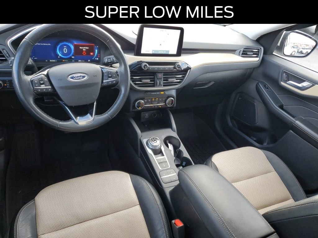 Certified 2022 Ford Escape Titanium w/ Titanium Elite Package image 7