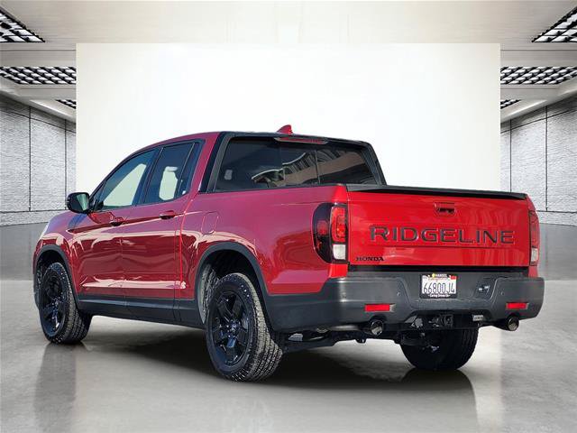 Used 2025 Honda Ridgeline Black Edition image 7