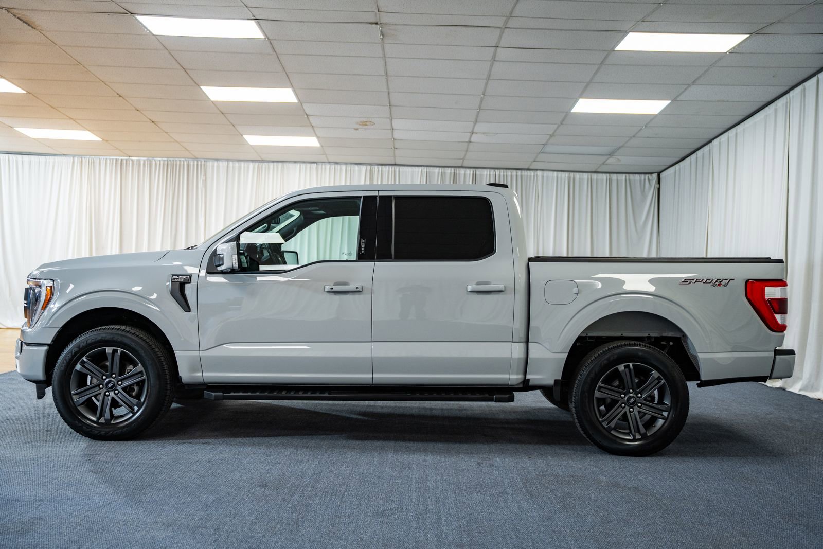 Certified 2023 Ford F150 Lariat w/ Equipment Group 502A High image 5