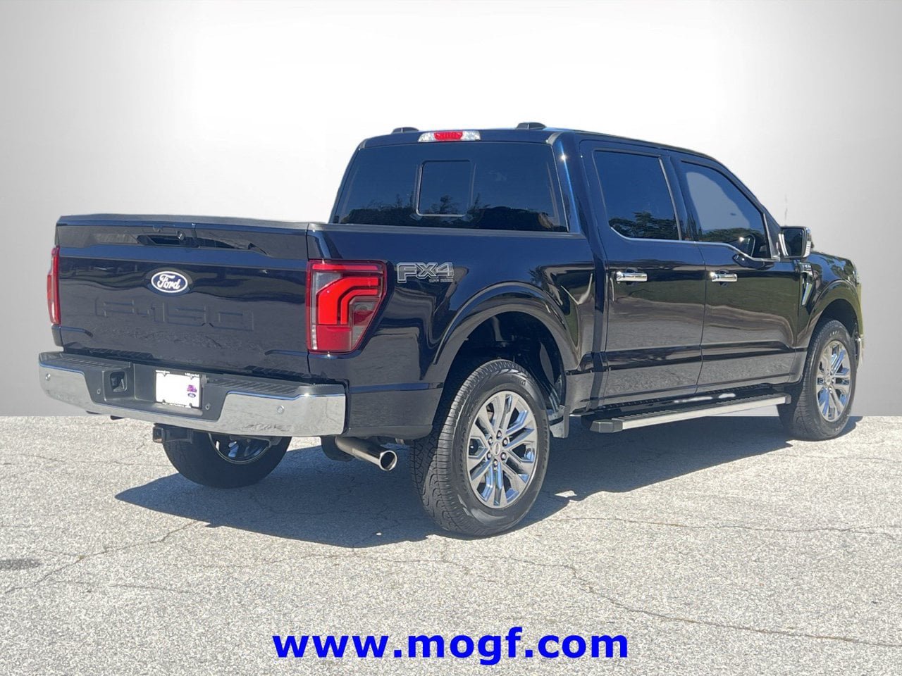 Certified 2025 Ford F150 Lariat w/ Equipment Group 501A Mid AWD/4WD image 3