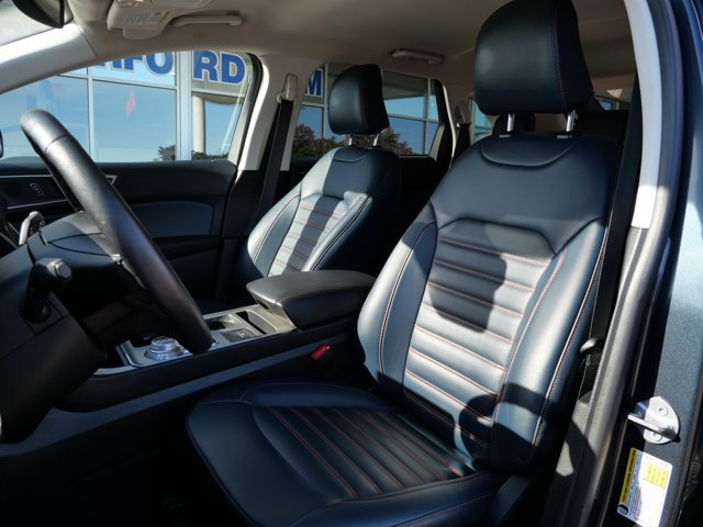 Certified 2024 Ford Edge SEL w/ Sport Appearance Package AWD/4WD image 10