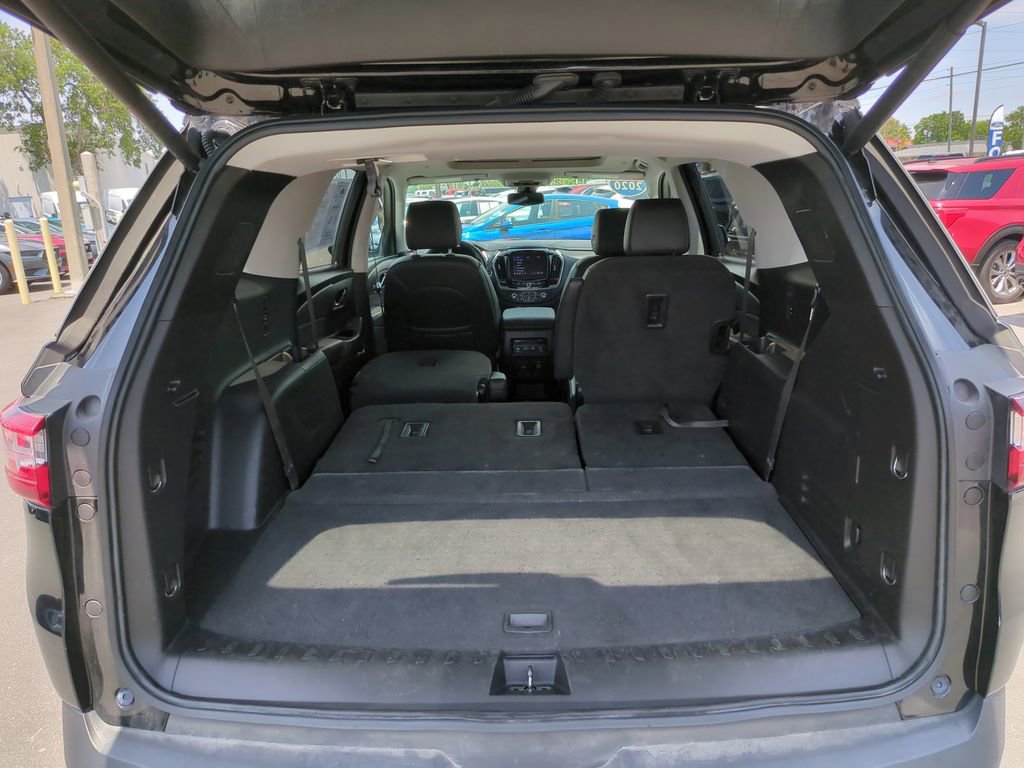 Used 2020 Chevrolet Traverse RS AWD/4WD image 14