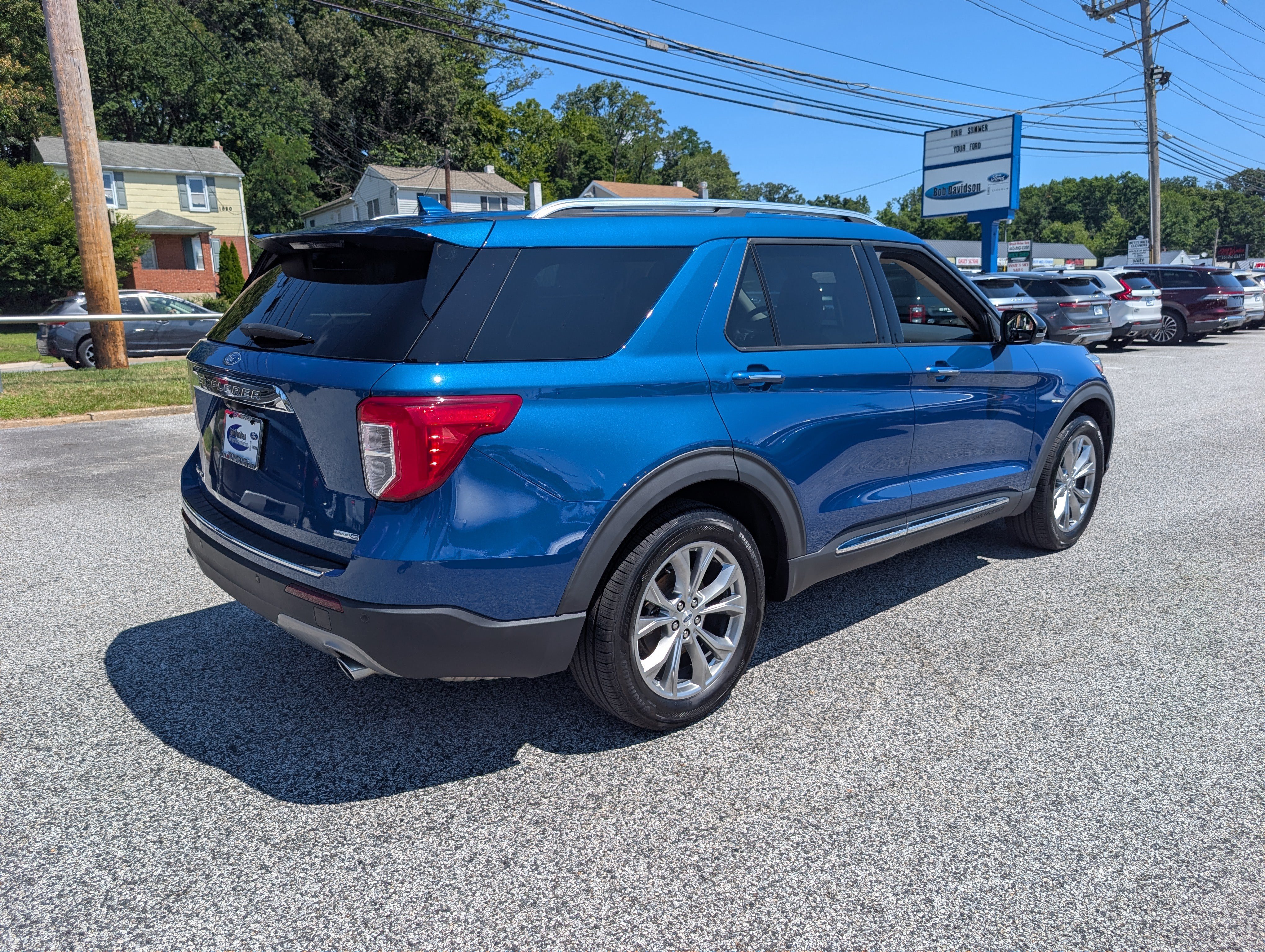 Certified 2020 Ford Explorer Limited AWD/4WD image 7
