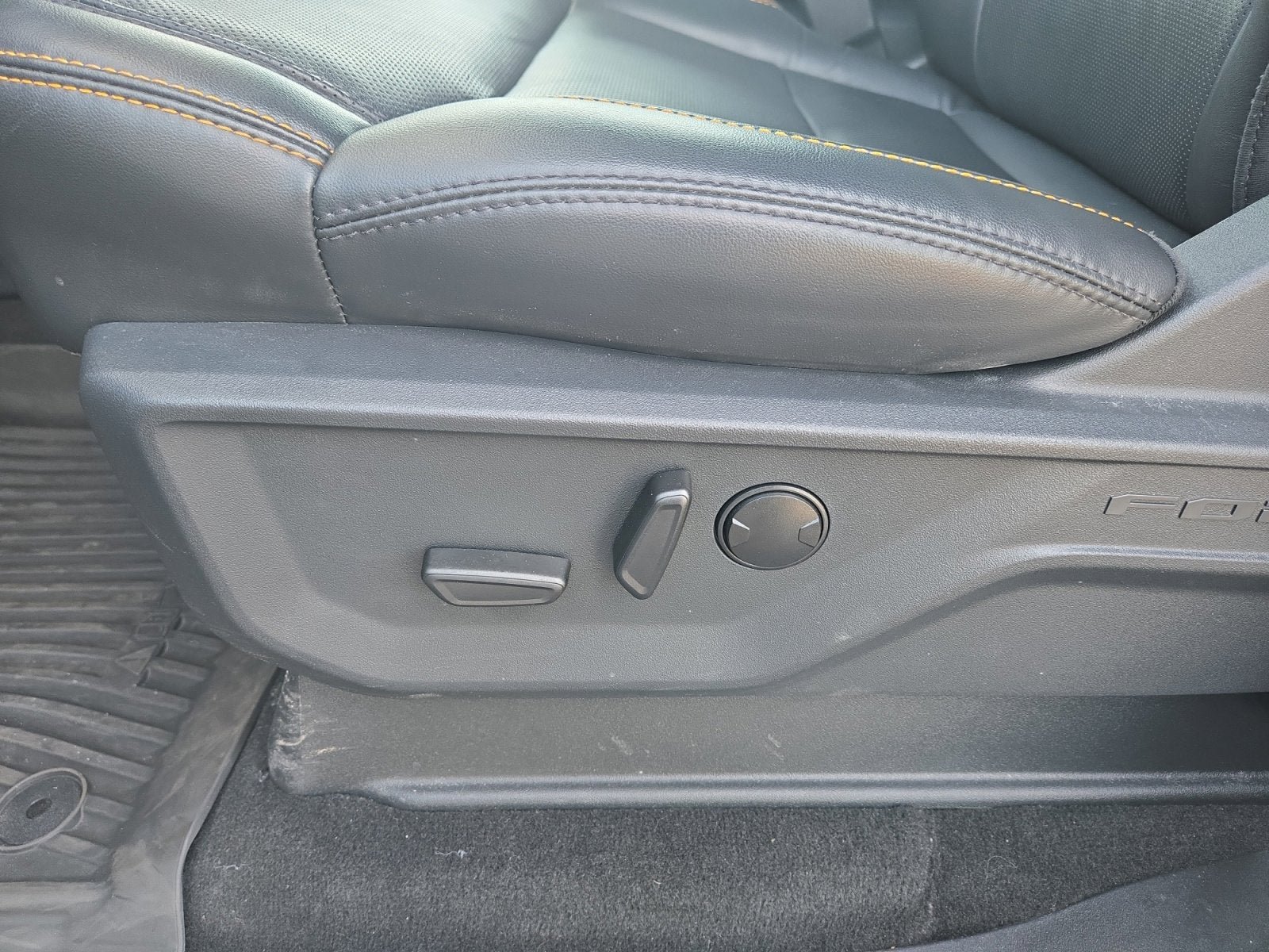 Certified 2025 Ford Expedition Tremor AWD/4WD image 12