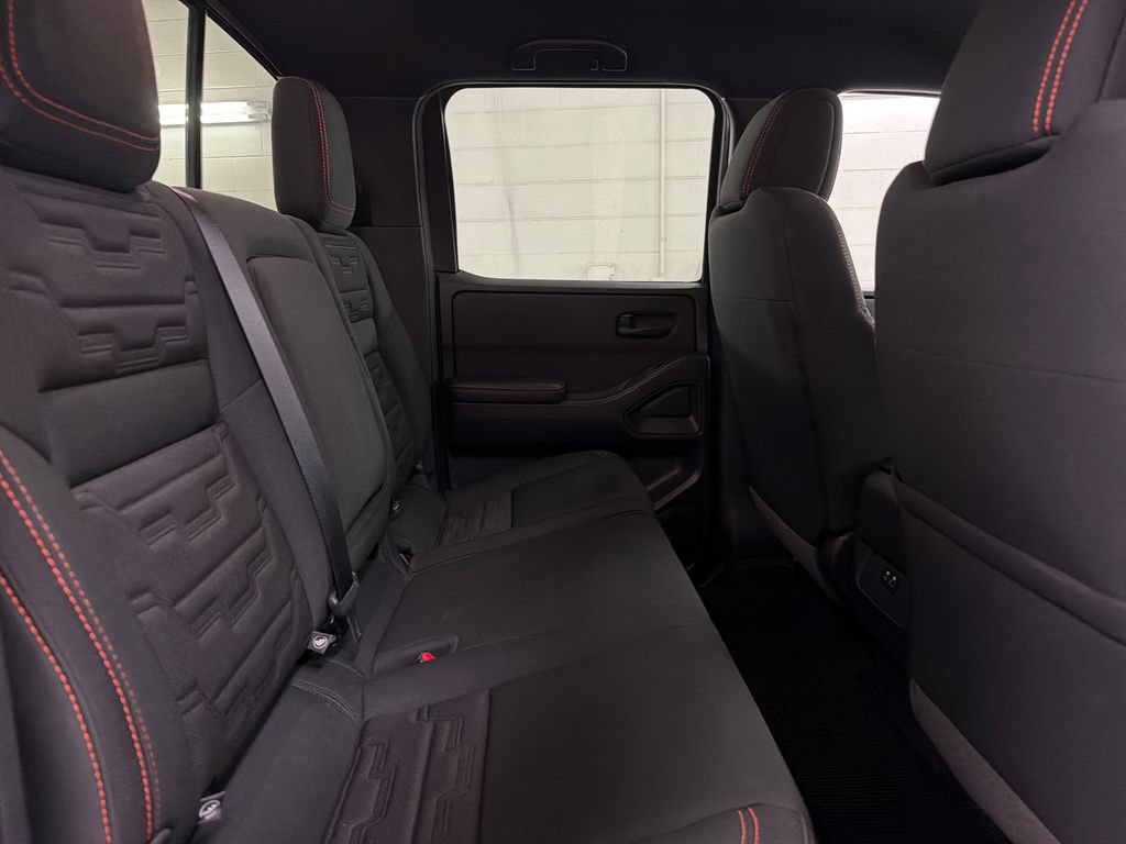 Used 2026 Nissan Frontier PRO-4X AWD/4WD image 29