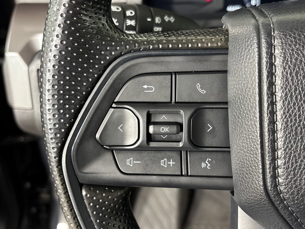 Used 2024 Toyota Tacoma SR5 RWD image 17